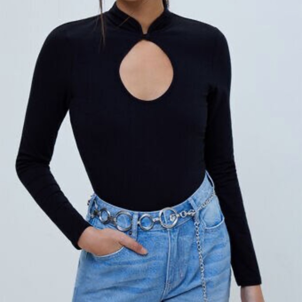 Leona mock neck long sleeve